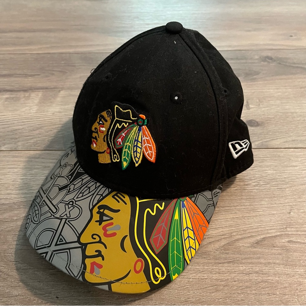 New Era Chicago Blackhawks Black and Gray Youth Cap